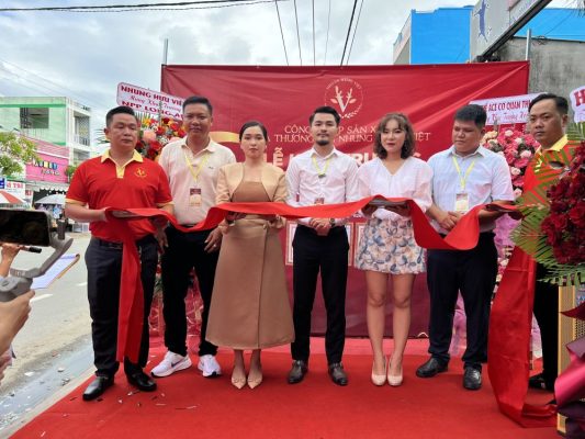 Z4758838739249 4f02cfbba62fc0857b4e5d0fe5b65139